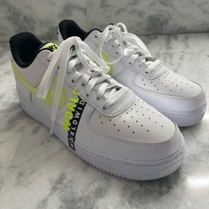 Nike Air Force 1 Worldwide Sneakers Men’s Size 9